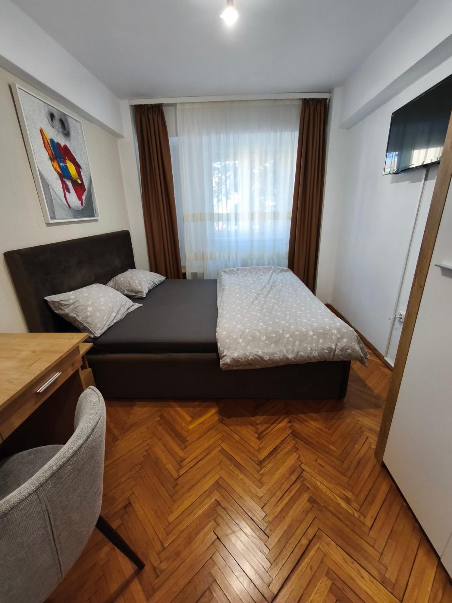 Ta'Arof Apartment オラデア エクステリア 写真